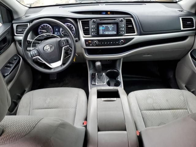 2014 Toyota Highlander LE