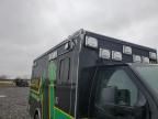 2013 Ford Econoline E450 Super Duty Cutaway Van