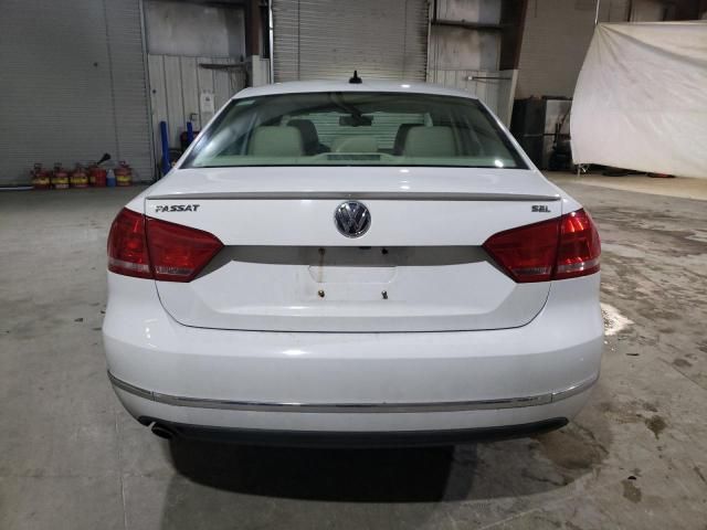 2013 Volkswagen Passat SEL