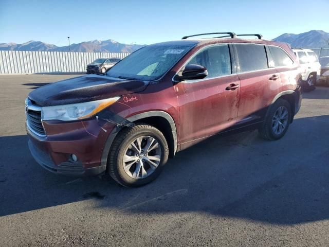 2014 Toyota Highlander LE