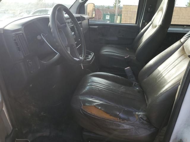 2005 GMC Savana G2500