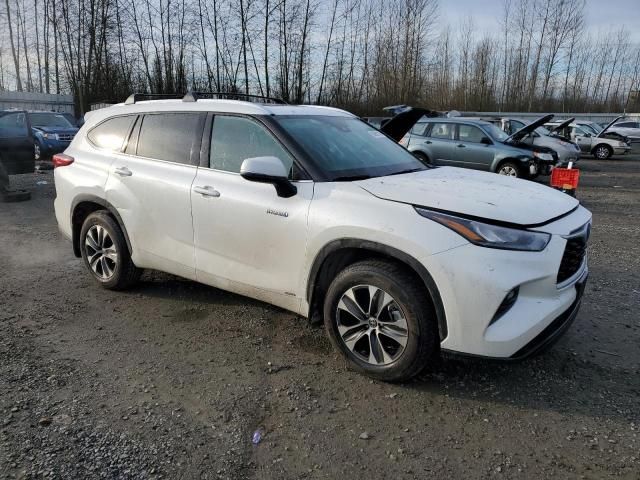 2020 Toyota Highlander Hybrid XLE