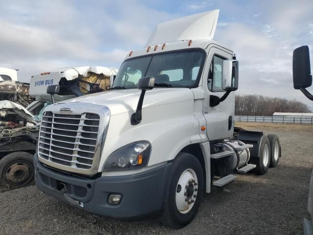 2018 Freightliner Cascadia 125