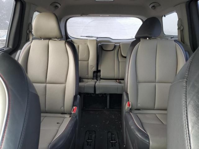 2017 KIA Sedona LX