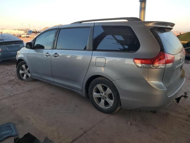 2011 Toyota Sienna LE