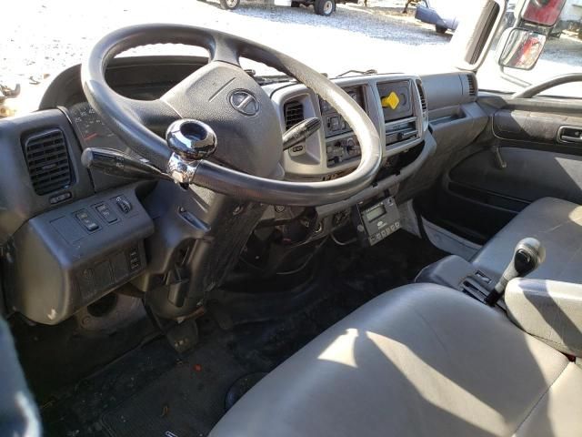 2016 Hino 258 268