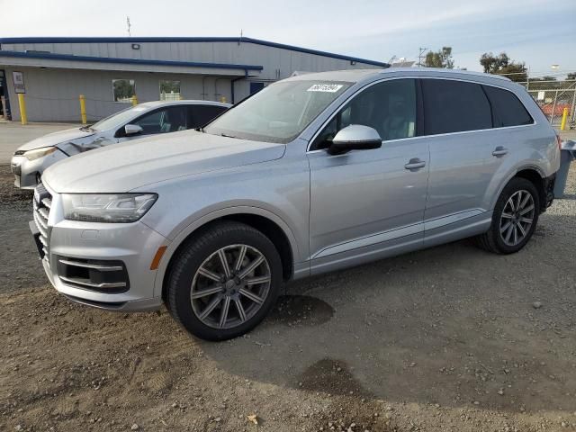 2017 Audi Q7 Premium Plus