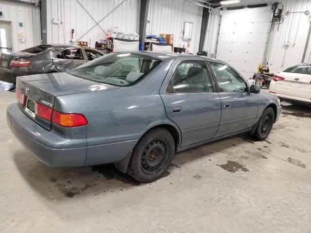 2000 Toyota Camry CE