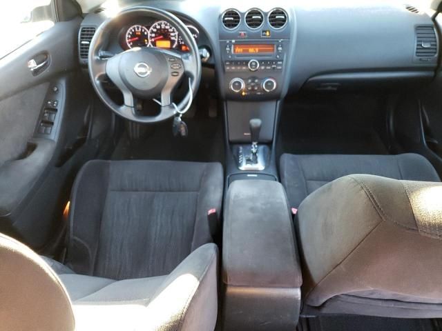 2010 Nissan Altima Base