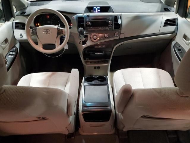 2012 Toyota Sienna LE