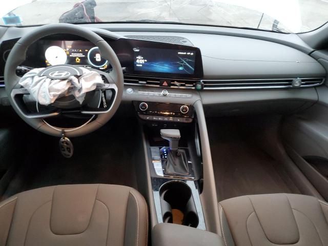 2025 Hyundai Elantra SEL