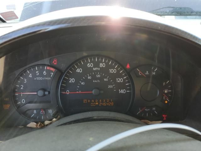 2004 Nissan Titan XE