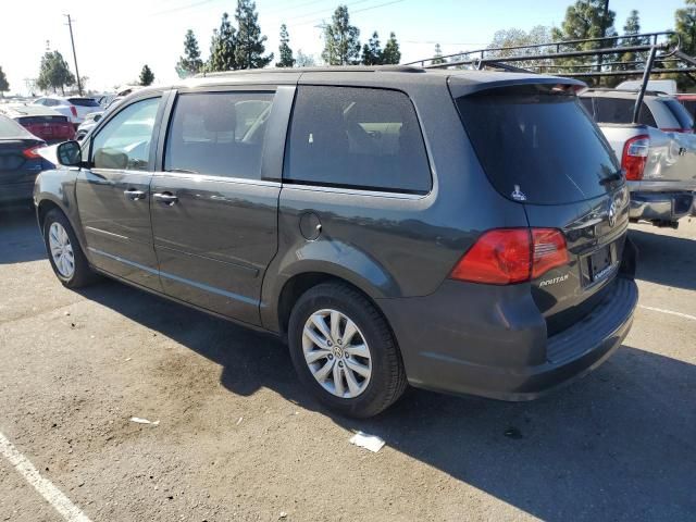 2012 Volkswagen Routan SE