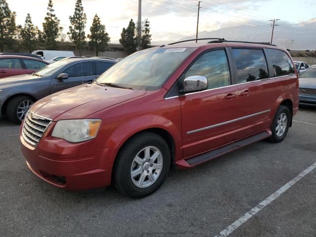 2010 Chrysler Town & Country Touring