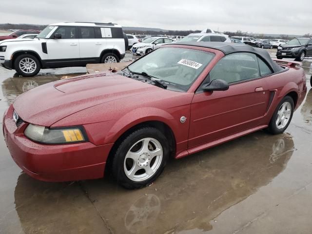 2004 Ford Mustang