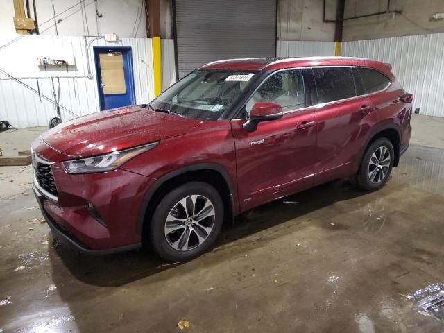 2020 Toyota Highlander Hybrid XLE