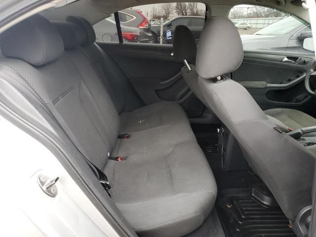 2012 Volkswagen Jetta Base