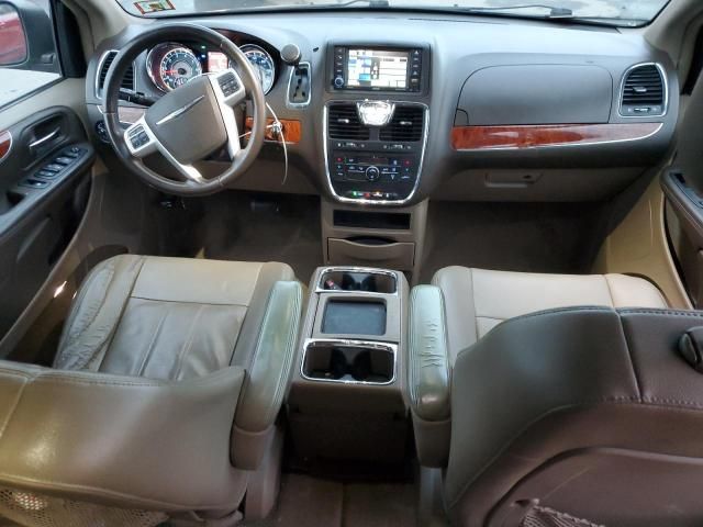 2015 Chrysler Town & Country Touring