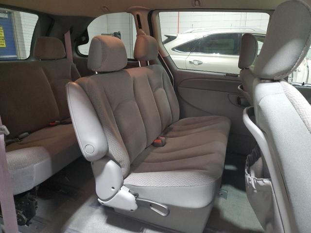 2006 Chrysler Town & Country