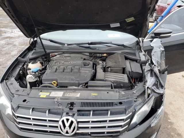 2015 Volkswagen Passat SE