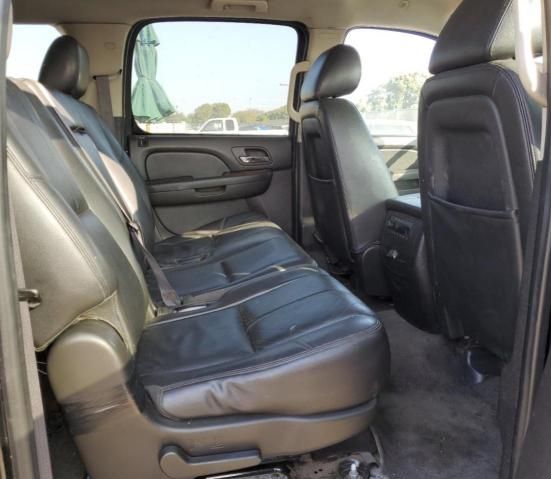 2013 Chevrolet Suburban C1500 LT