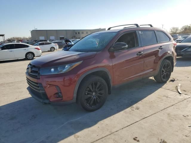 2019 Toyota Highlander SE