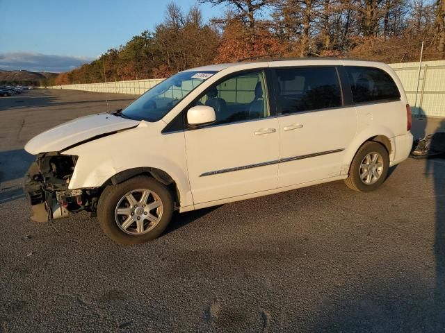 2013 Chrysler Town & Country Touring