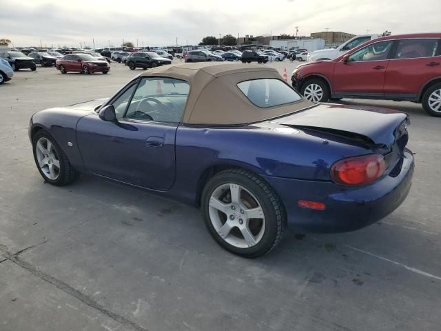 2003 Mazda MX-5 Miata Base