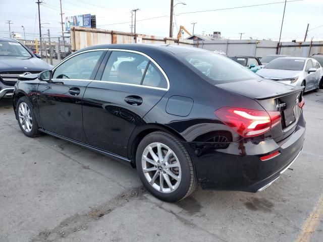 2019 Mercedes-Benz A 220