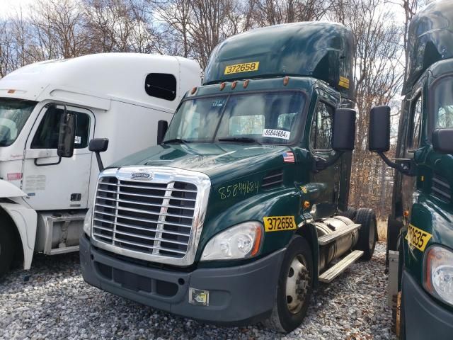 2018 Freightliner Cascadia 113