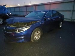 KIA Vehiculos salvage en venta: 2017 KIA Optima LX