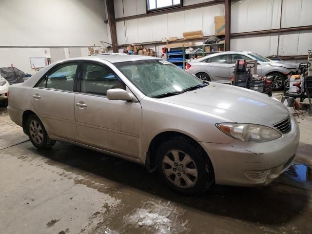 2005 Toyota Camry LE