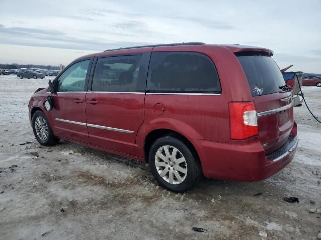 2013 Chrysler Town & Country Touring