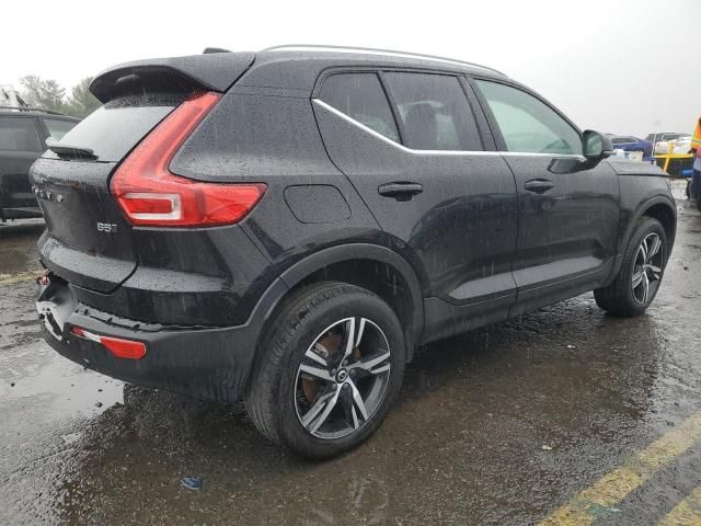 2023 Volvo XC40 Plus