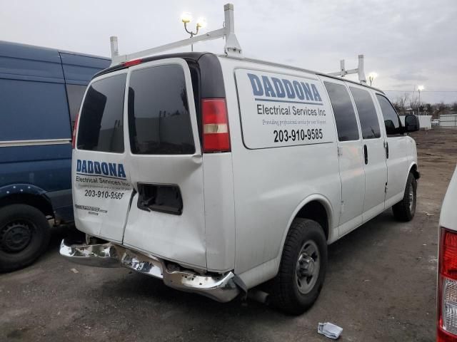 2014 Chevrolet Express G2500