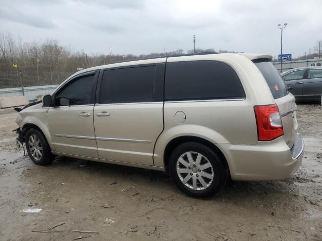 2013 Chrysler Town & Country Touring