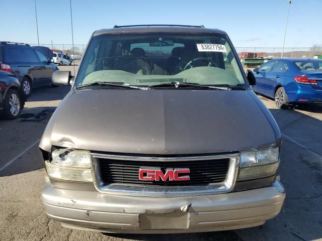 2003 GMC Safari XT