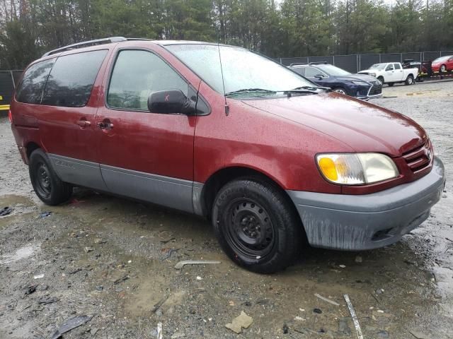 2002 Toyota Sienna CE