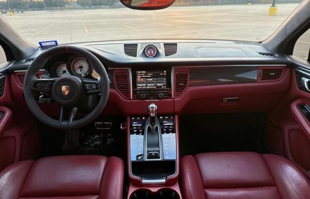 2015 Porsche Macan Turbo