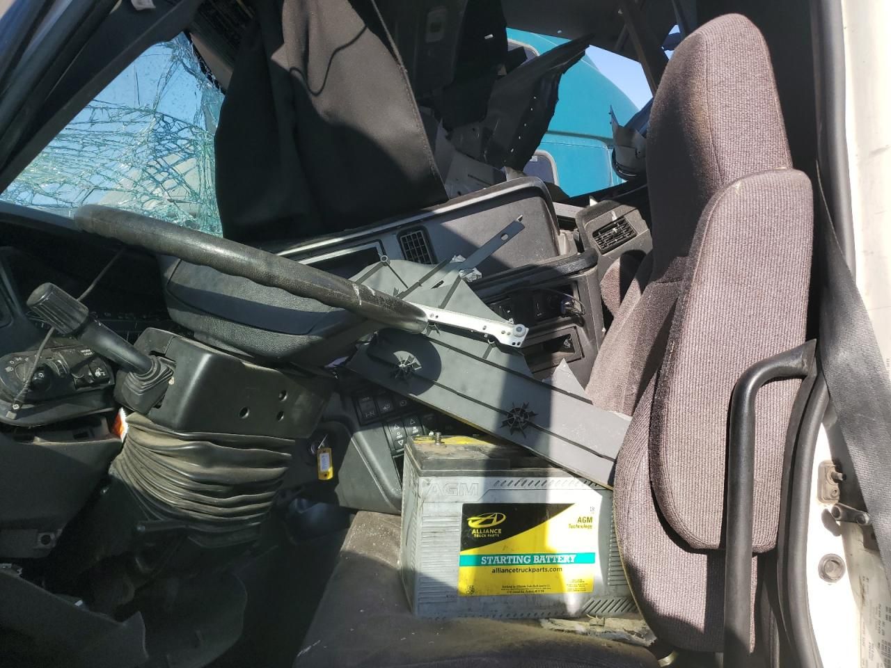 2020 International LT625