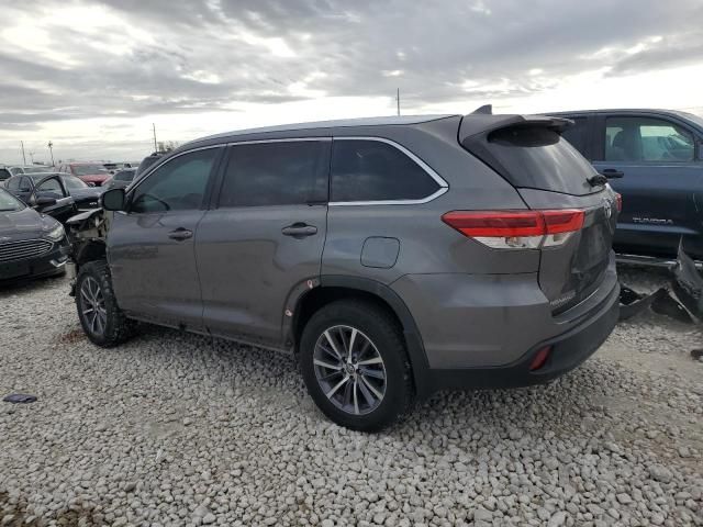 2018 Toyota Highlander SE