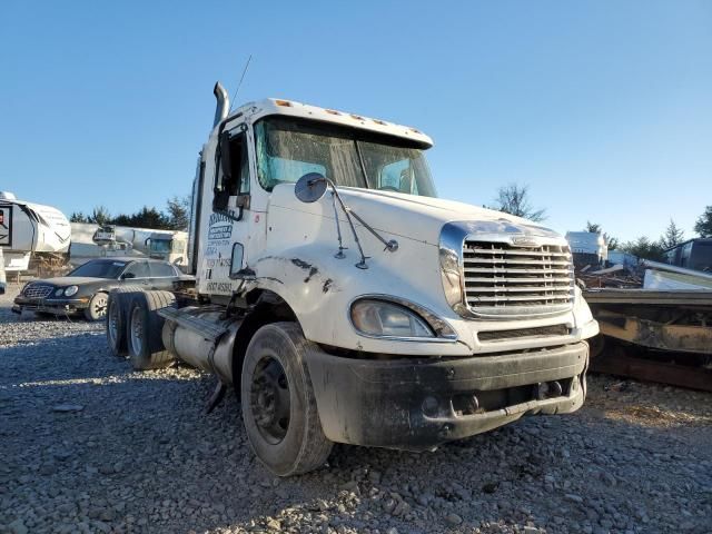 2006 Freightliner Conventional Columbia