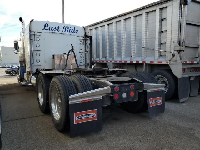 2001 Freightliner Conventional FLD132 XL Classic