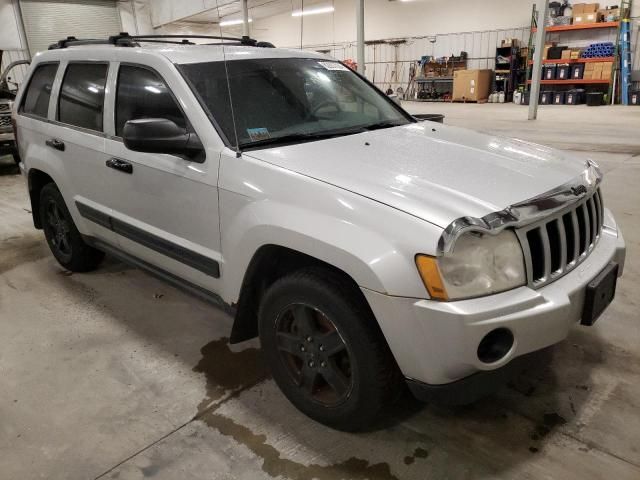 2005 Jeep Grand Cherokee Laredo