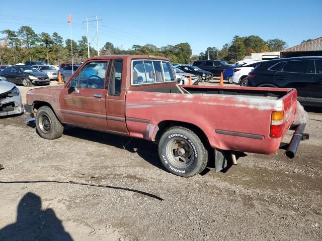 1985 Toyota Pickup Xtracab RN56 DLX