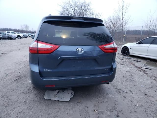 2015 Toyota Sienna LE