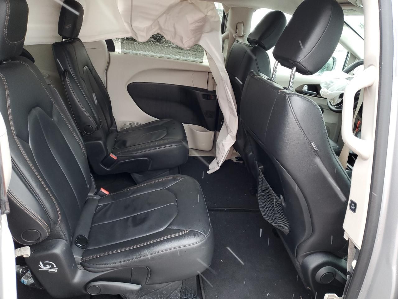 2017 Chrysler Pacifica Touring l