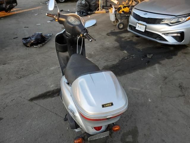 2008 FLY Scooter