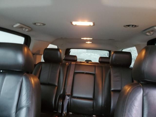 2011 GMC Yukon XL K1500 SLT