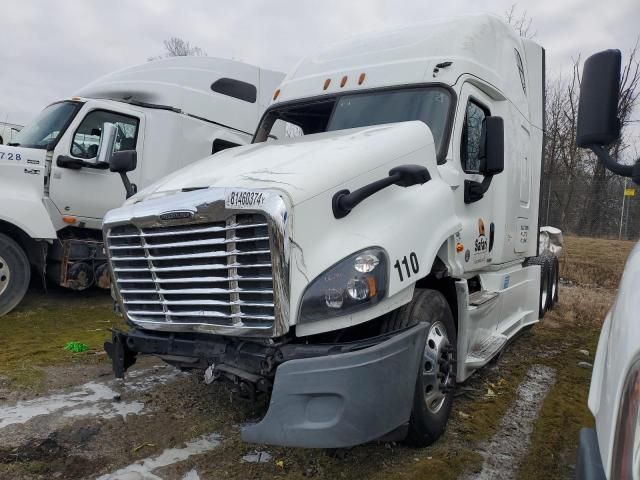 2018 Freightliner Cascadia 125